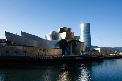 Bilbao is de stedentrip die je vriendengroep nog mist